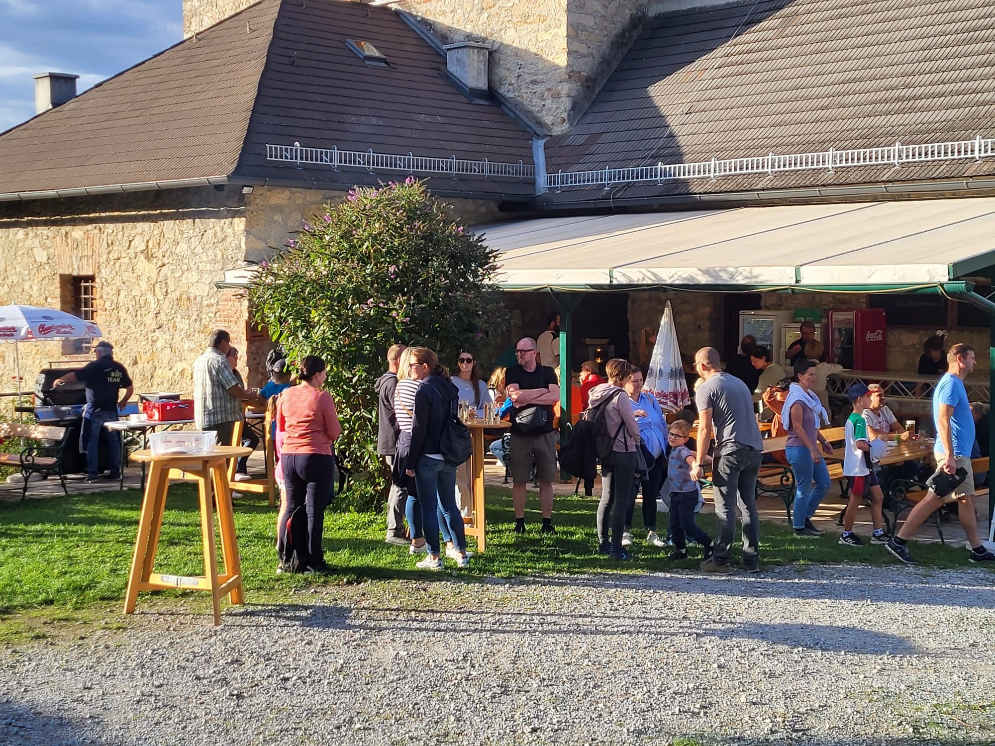 Besucher:innen im Kloster St. Anna