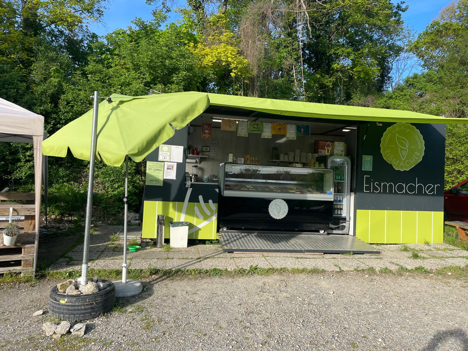 Eismacher Mannersdorf am Leithagebirge